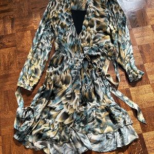 Beautiful silk dress Massimo Dutti.